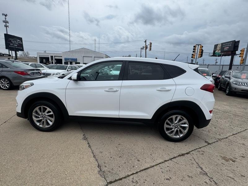 Hyundai Tucson SE 2016