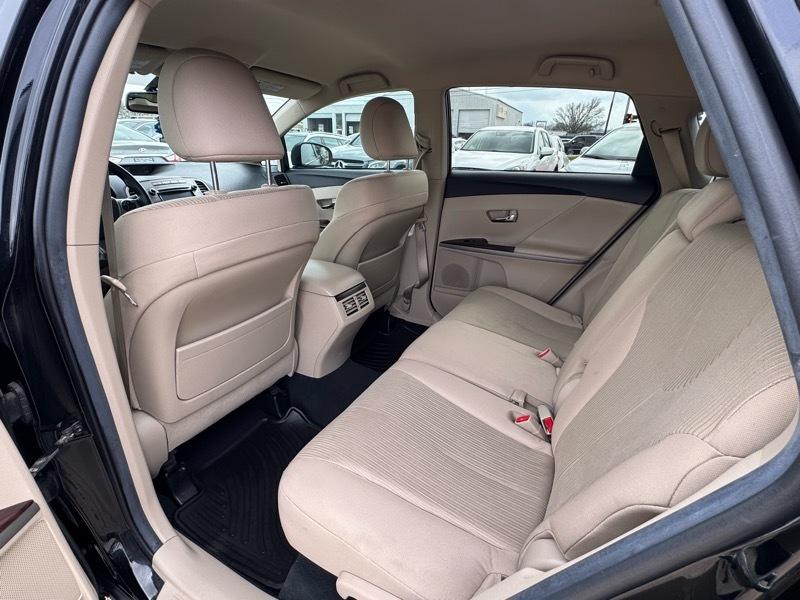 Toyota Venza LE I4 AWD 2015