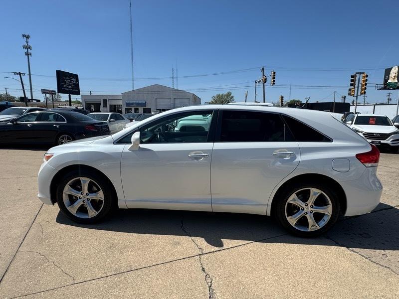 Toyota Venza 4dr Wgn V6 AWD (Natl) 2010