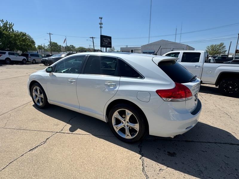 Toyota Venza 4dr Wgn V6 AWD (Natl) 2010