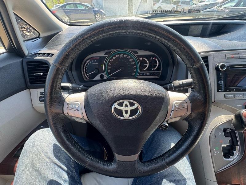 Toyota Venza 4dr Wgn V6 AWD (Natl) 2010