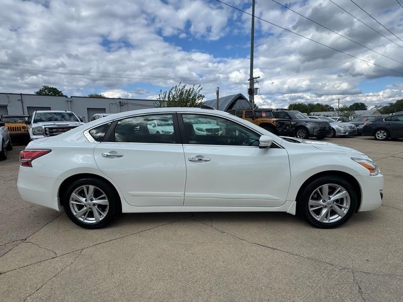 Nissan Altima 2.5 SV 2014