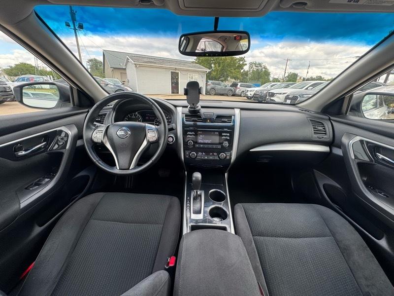 Nissan Altima 2.5 SV 2014