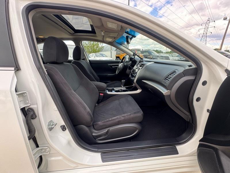 Nissan Altima 2.5 SV 2014