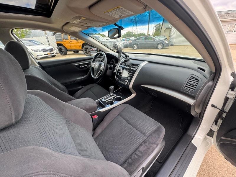 Nissan Altima 2.5 SV 2014