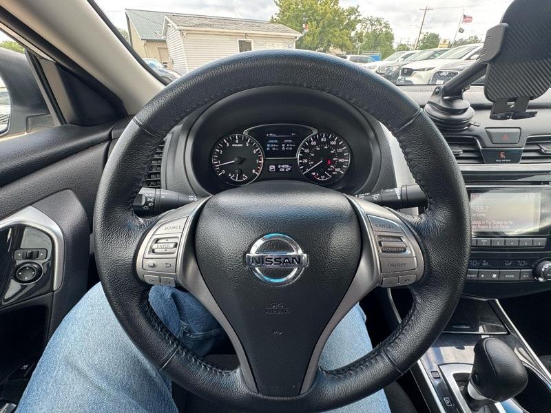 Nissan Altima 2.5 SV 2014