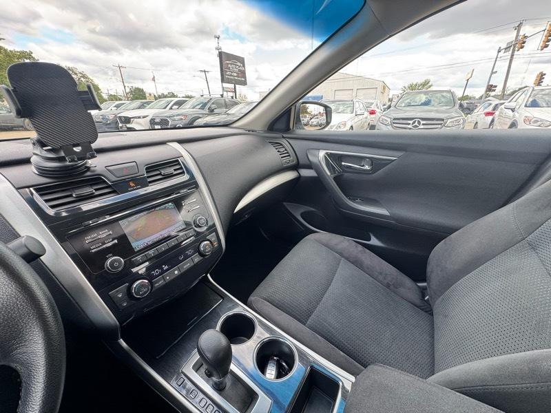 Nissan Altima 2.5 SV 2014