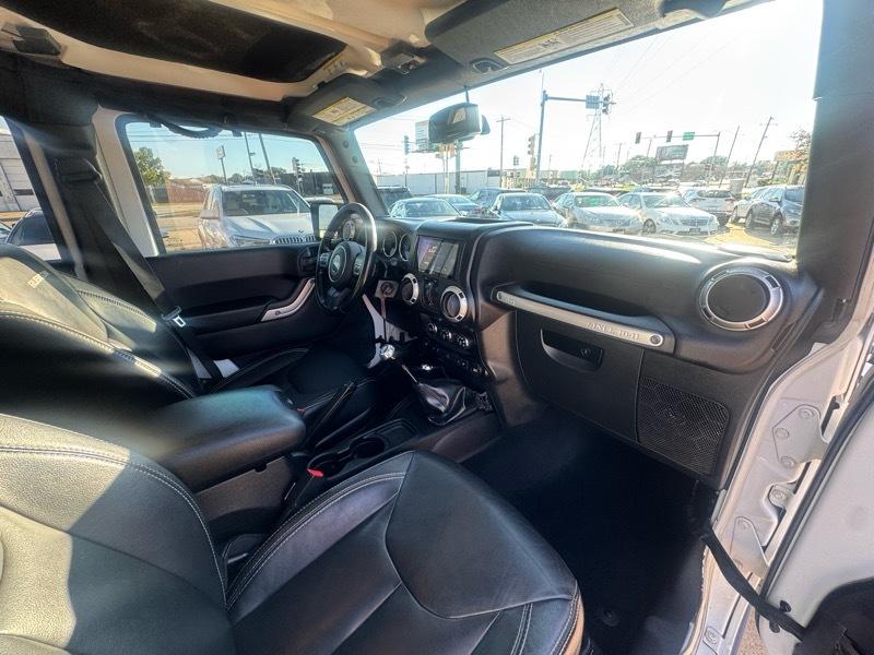 Jeep Wrangler Unlimited Rubicon 4WD 2015