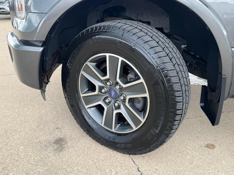 Ford F-150 XL SuperCrew 5.5-ft. Bed 4WD 2015