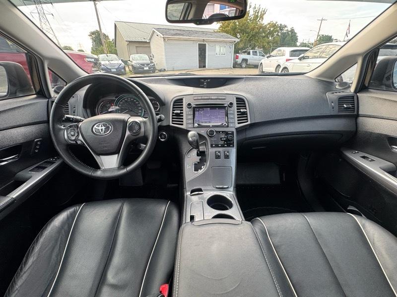 Toyota Venza 4dr Wgn I4 AWD XLE (Natl) 2015