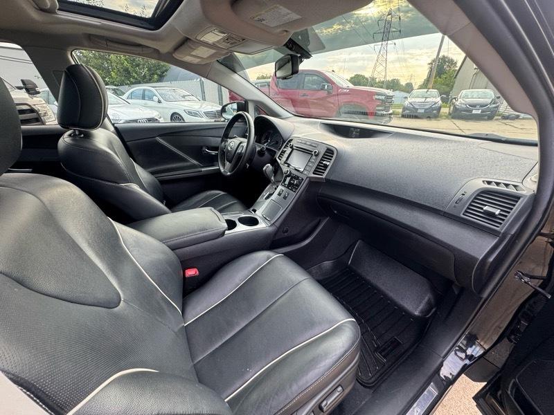 Toyota Venza 4dr Wgn I4 AWD XLE (Natl) 2015