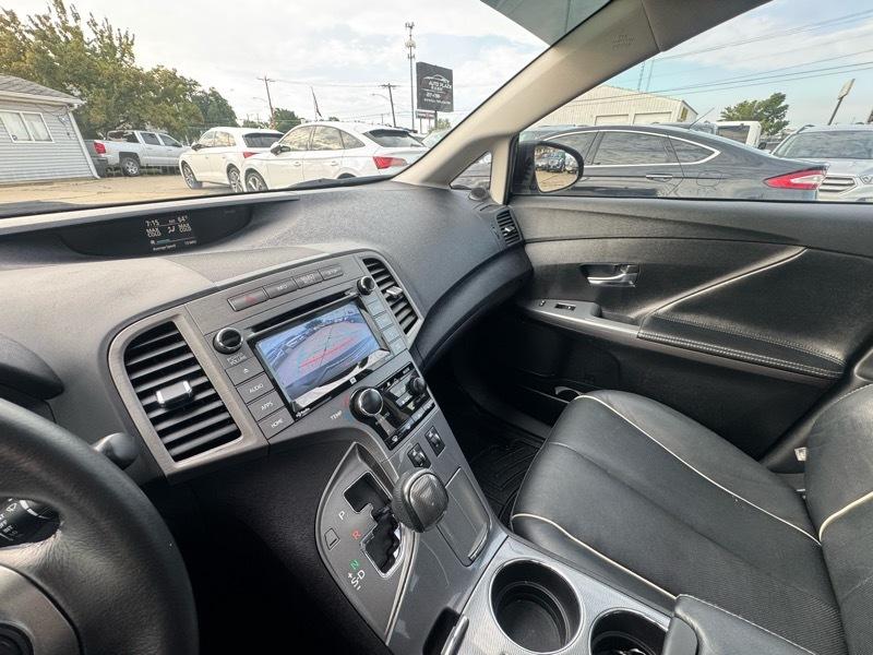 Toyota Venza 4dr Wgn I4 AWD XLE (Natl) 2015