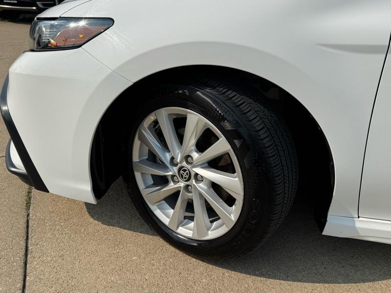 Toyota Camry SE 2024