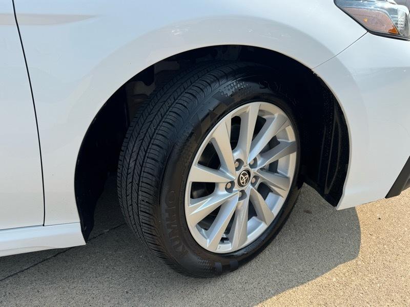 Toyota Camry SE 2024