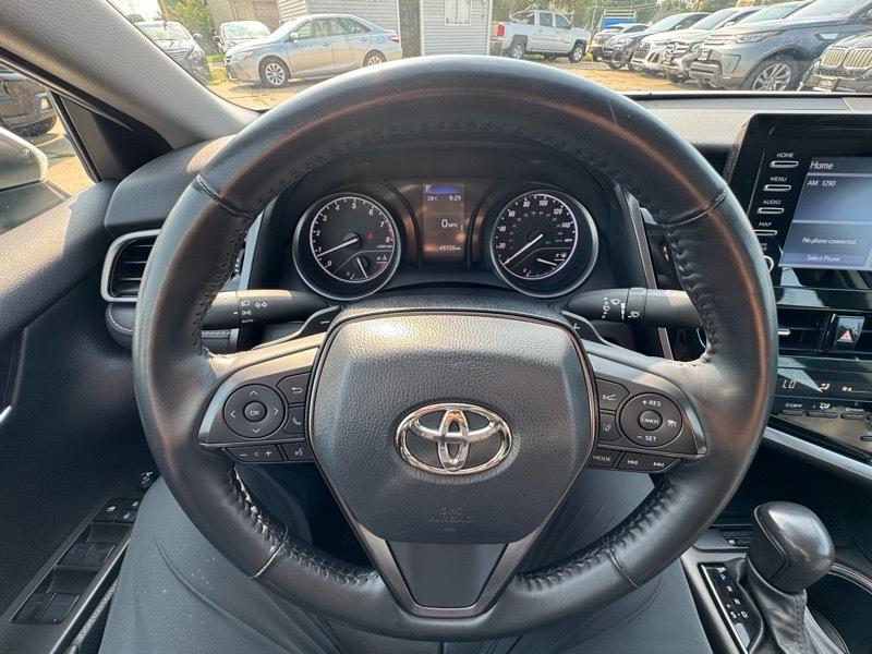 Toyota Camry SE 2024