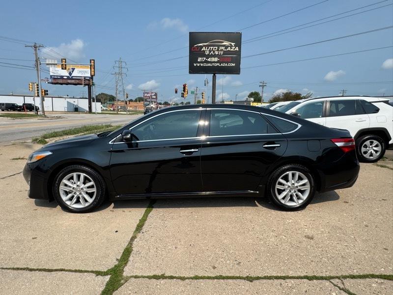 Toyota Avalon 4dr Sdn XLE (Natl) 2013