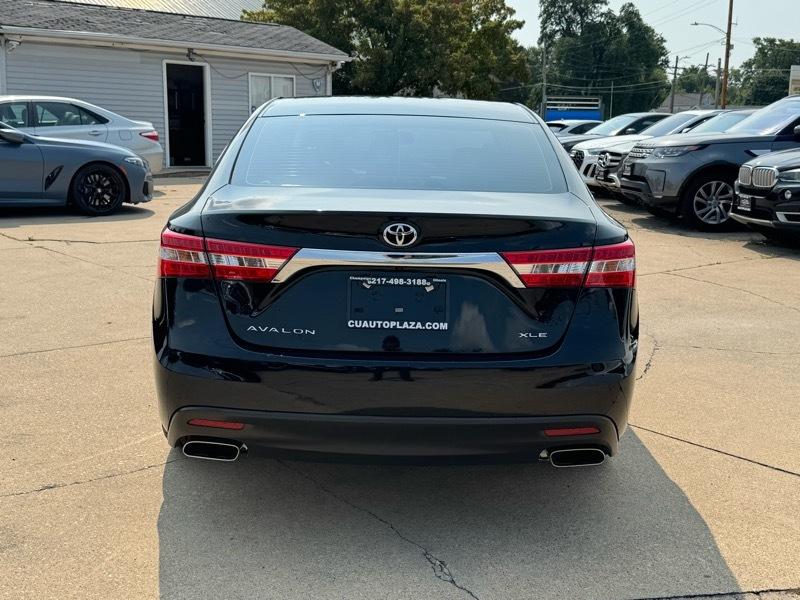 Toyota Avalon 4dr Sdn XLE (Natl) 2013