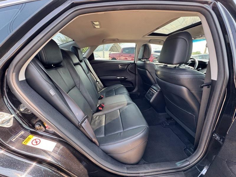 Toyota Avalon 4dr Sdn XLE (Natl) 2013