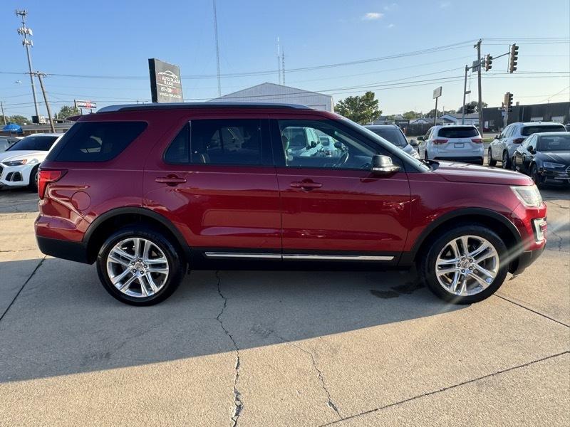 Ford Explorer XLT 4WD 2016