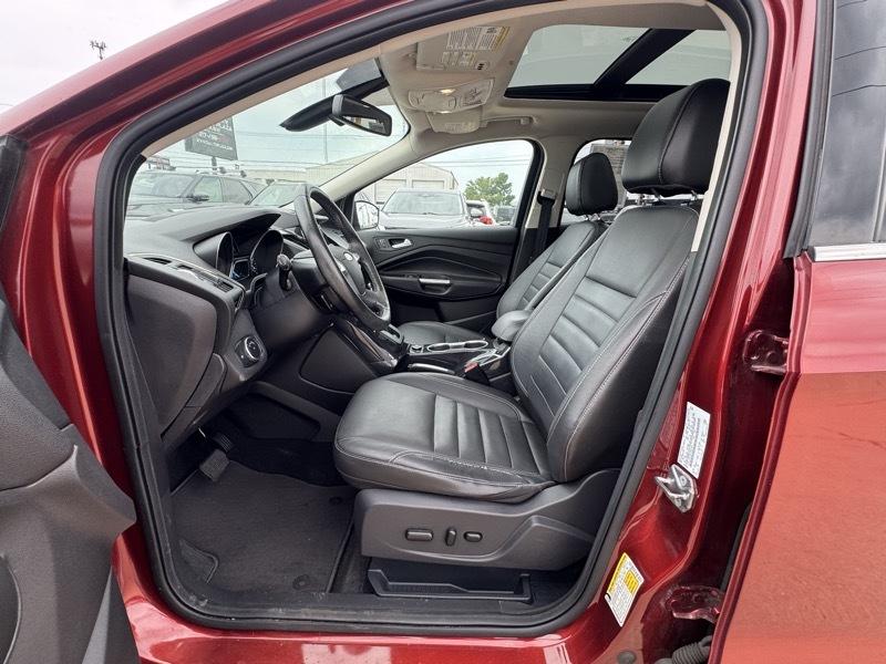 Ford Escape Titanium 4WD 2015