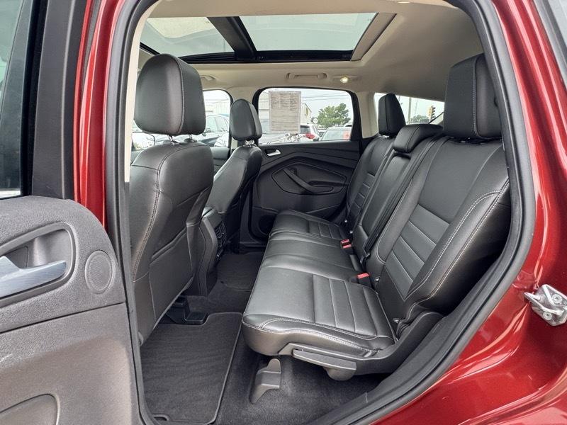 Ford Escape Titanium 4WD 2015