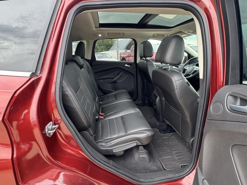 Ford Escape Titanium 4WD 2015
