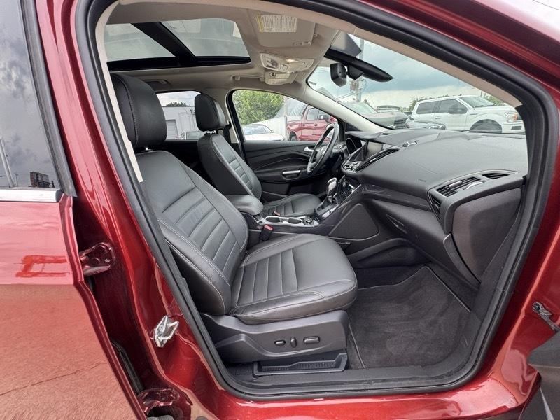 Ford Escape Titanium 4WD 2015