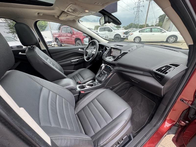 Ford Escape Titanium 4WD 2015