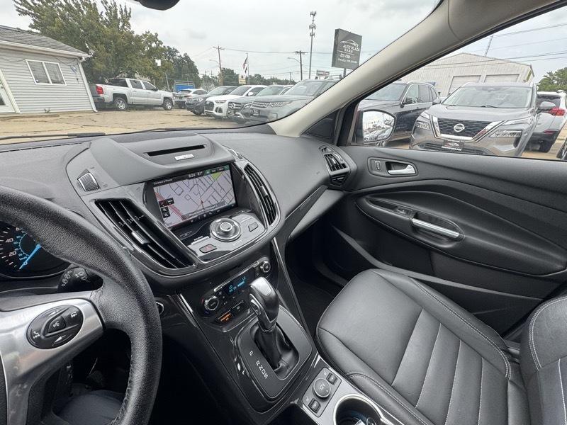 Ford Escape Titanium 4WD 2015