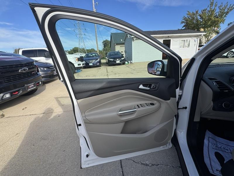 Ford Escape Titanium FWD 2017