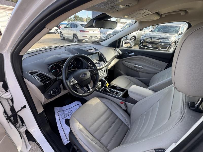 Ford Escape Titanium FWD 2017