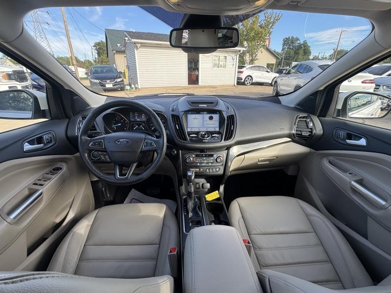 Ford Escape Titanium FWD 2017