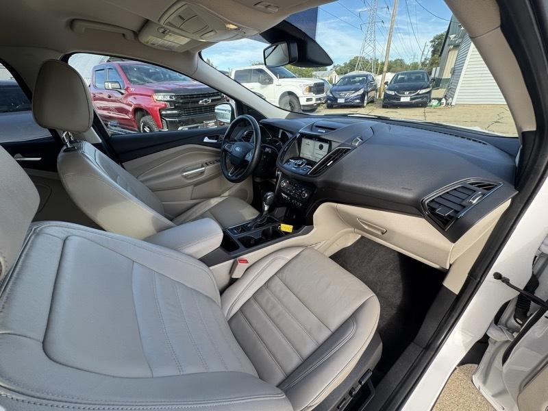 Ford Escape Titanium FWD 2017