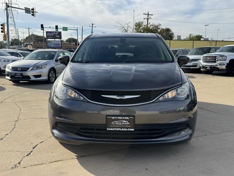 Chrysler Pacifica Touring 2017