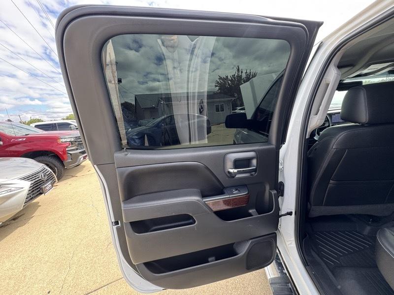 GMC Sierra 1500 SLT Crew Cab Short Box 4WD 2016