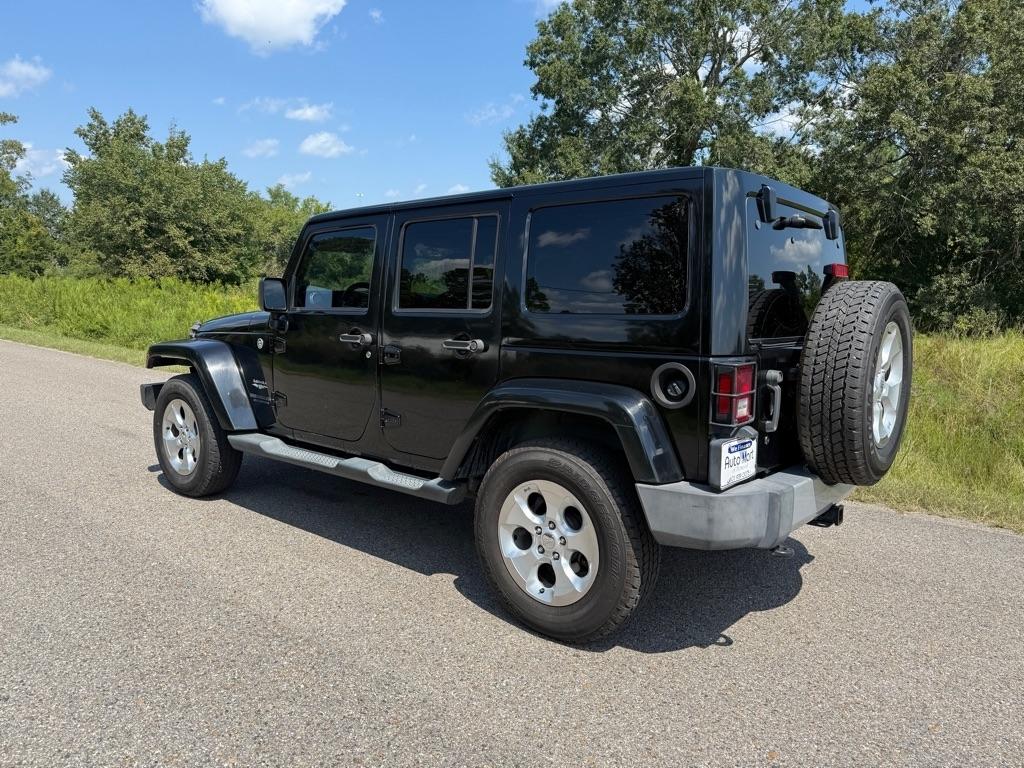 Jeep Wrangler Unlimited Sahara 4WD 2014