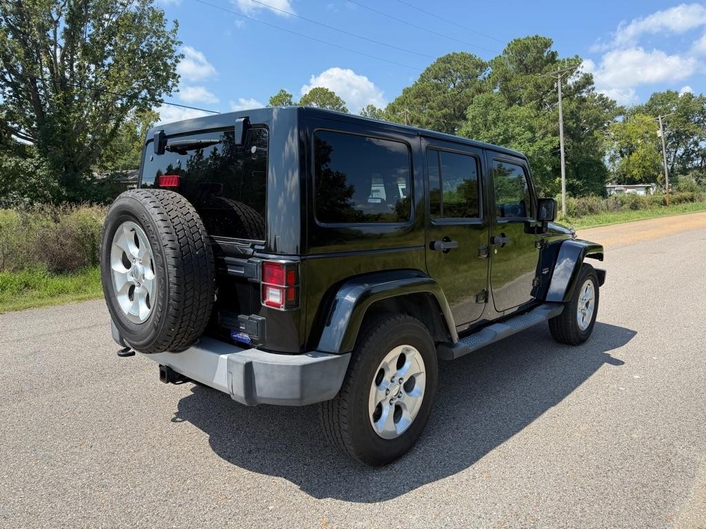 Jeep Wrangler Unlimited Sahara 4WD 2014