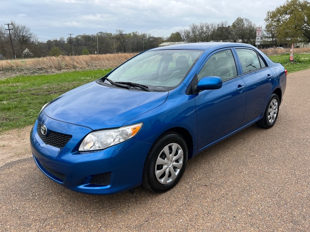 2010 Toyota Corolla Base 5-Speed MT
