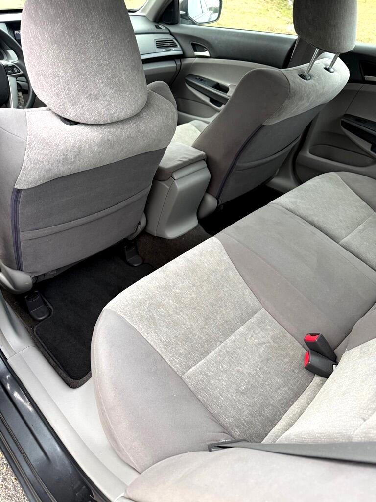 Honda Accord LX sedan AT 2009