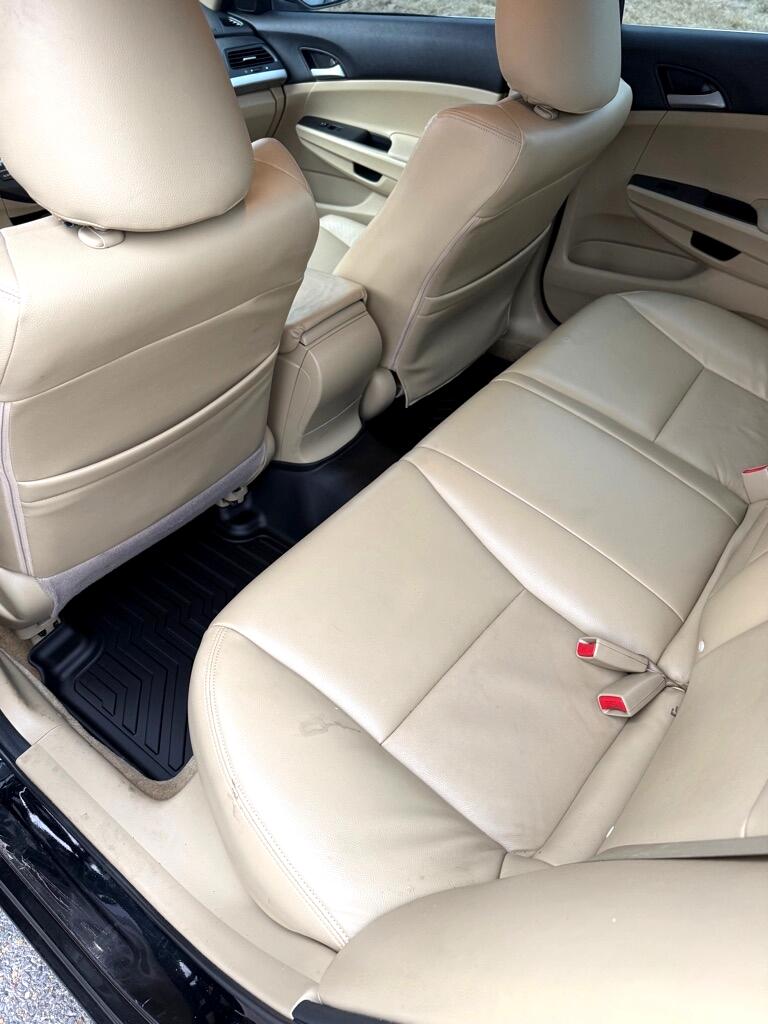 Honda Accord LX sedan AT 2012