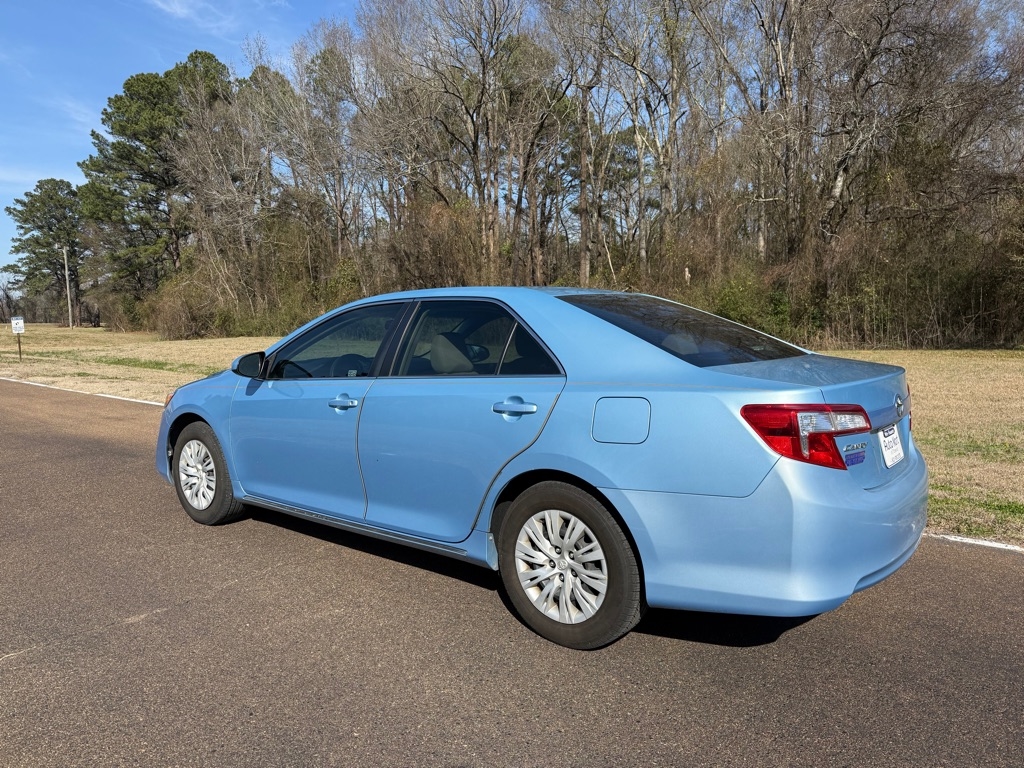 Toyota Camry SE 2012