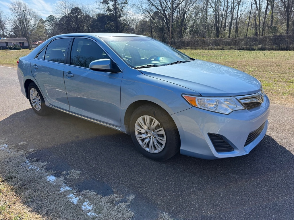 Toyota Camry SE 2012