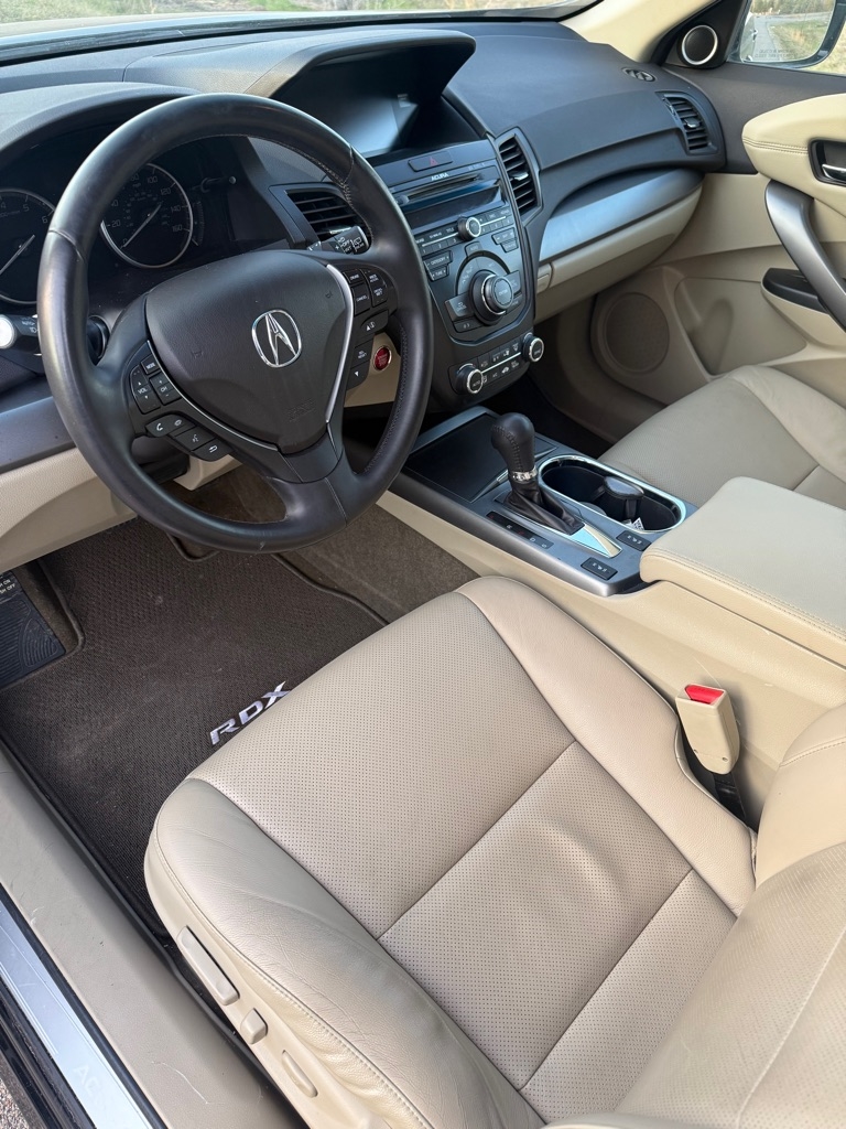 Acura RDX 6-Spd AT w/ Technology Package 2013