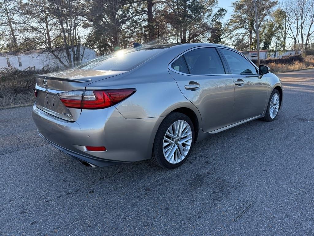 Lexus ES 350 Sedan 2017