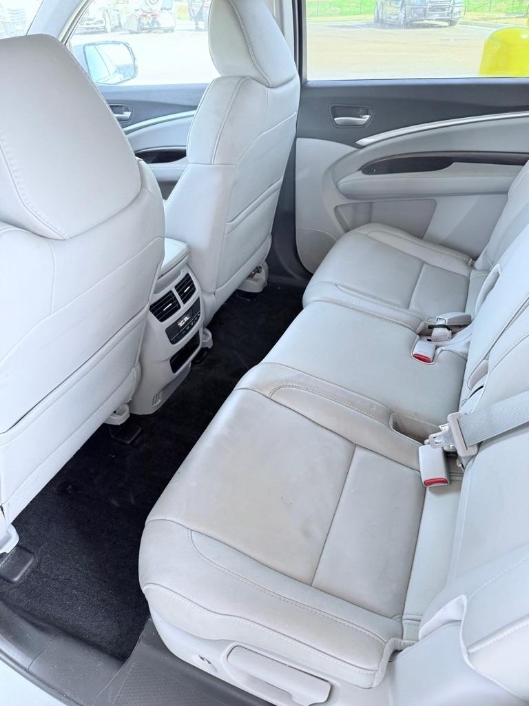 Acura MDX 6-Spd AT w/Tech Package 2015