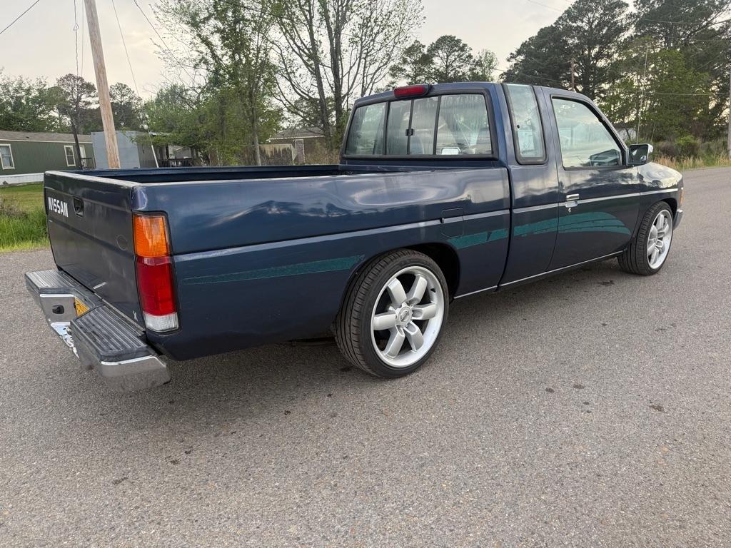 Nissan Pickup XE King Cab 2WD 1994