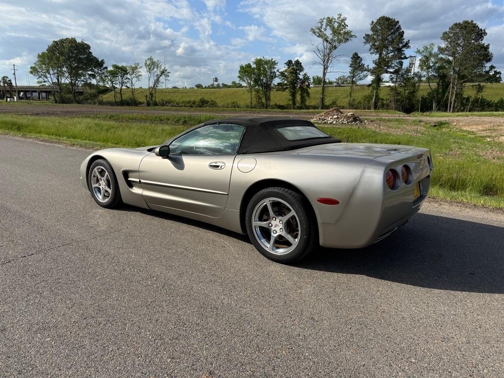 Chevrolet Corvette Convertible 2001