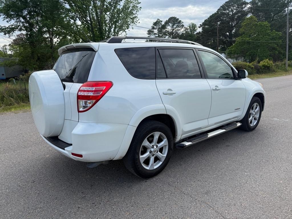 Toyota RAV4 Limited I4 2WD 2012