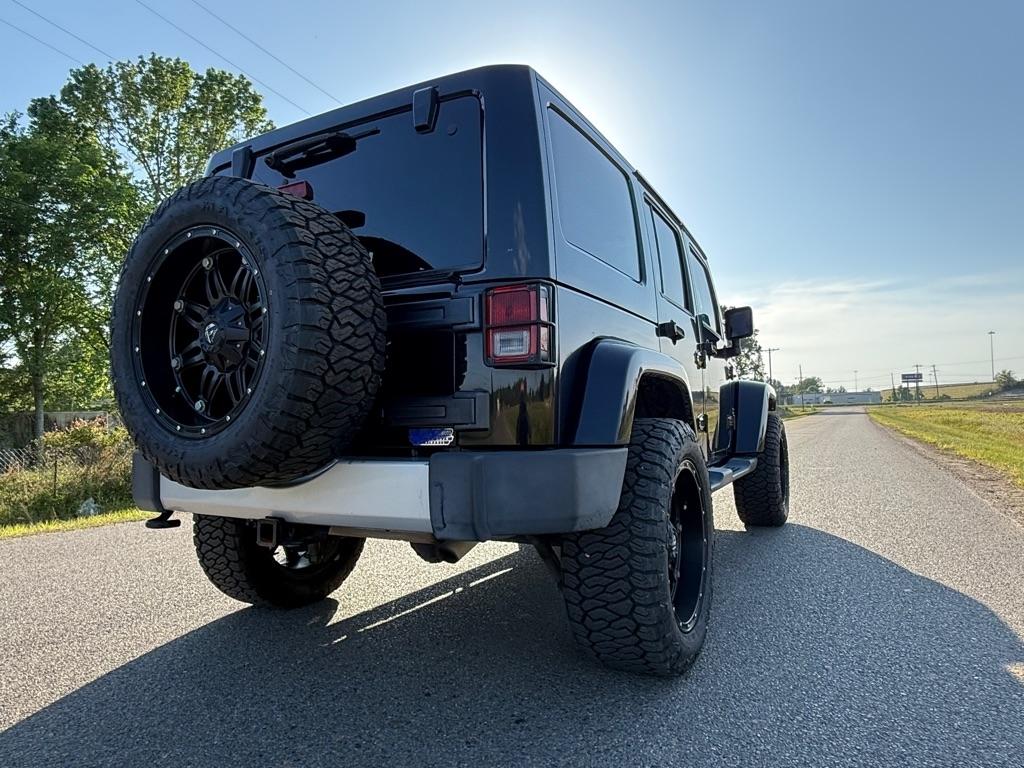 Jeep Wrangler Unlimited Sahara 4WD 2014