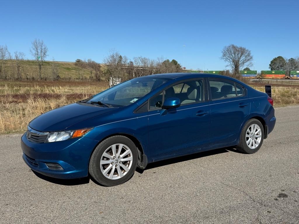 Honda Civic EX Sedan 5-Speed AT 2012
